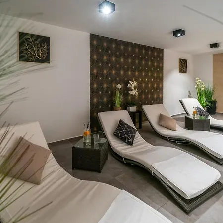 K Z Sauna, Sun & Snow Appartamento *
